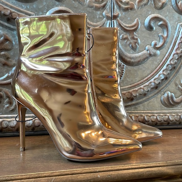 Rose gold - Picture 1 of 4